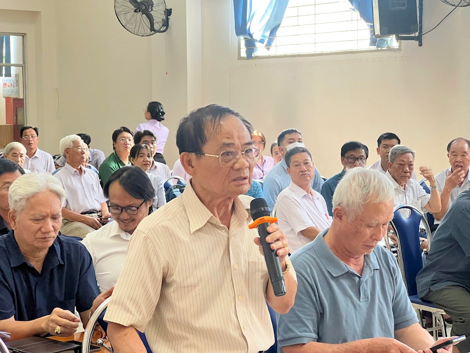 cu tri dong gop y kien vao phuong an sap xep - Tân Bình