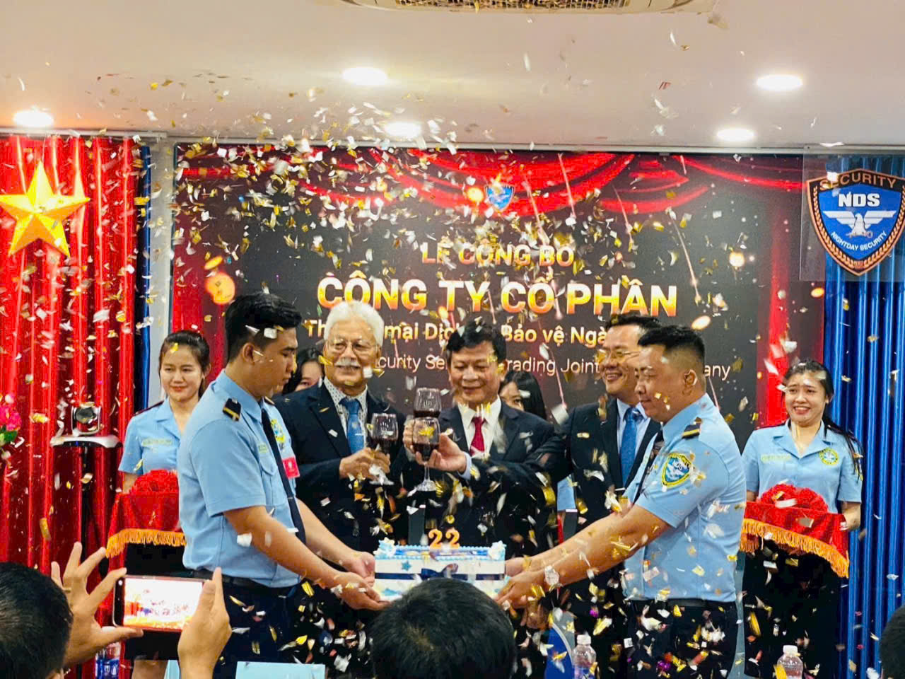 Lễ kỷ niệm 22 năm thành lập và công bố đổi tên thành “Công ty Cổ phần Thương mại Dịch vụ Bảo vệ Ngày & Đêm”