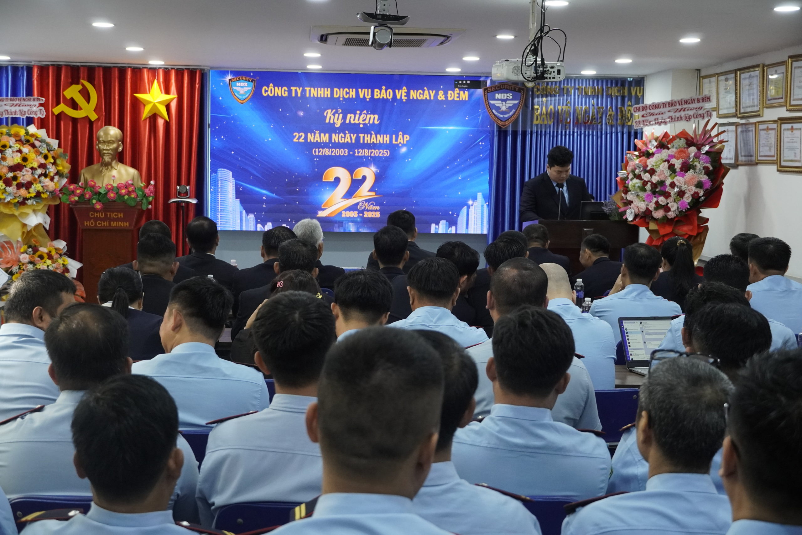 Kỷ niệm 22 năm thành lập công ty bảo vệ ngày và đêm